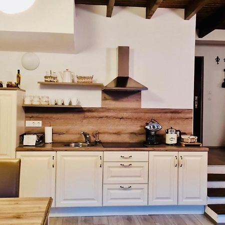 מריבור Romantic Apartments Sweet Baci מראה חיצוני תמונה